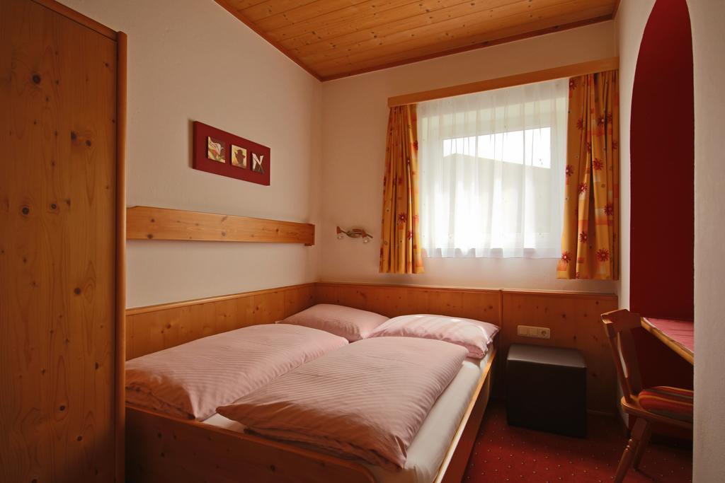 Pension Riedlsperger Saalbach-Hinterglemm Ruang foto