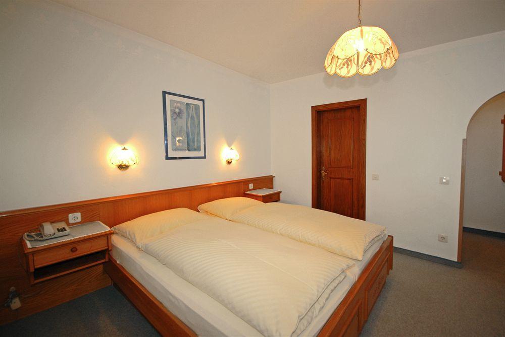 Pension Riedlsperger Bed & Breakfast Saalbach-Hinterglemm Bagian luar foto