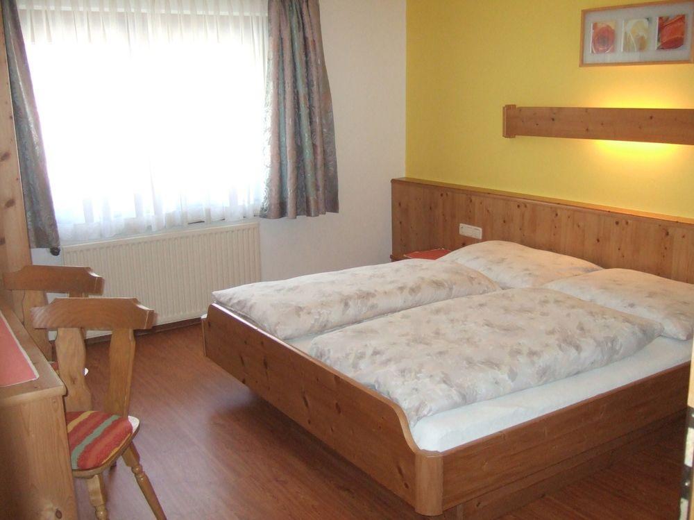Pension Riedlsperger Saalbach-Hinterglemm Bagian luar foto
