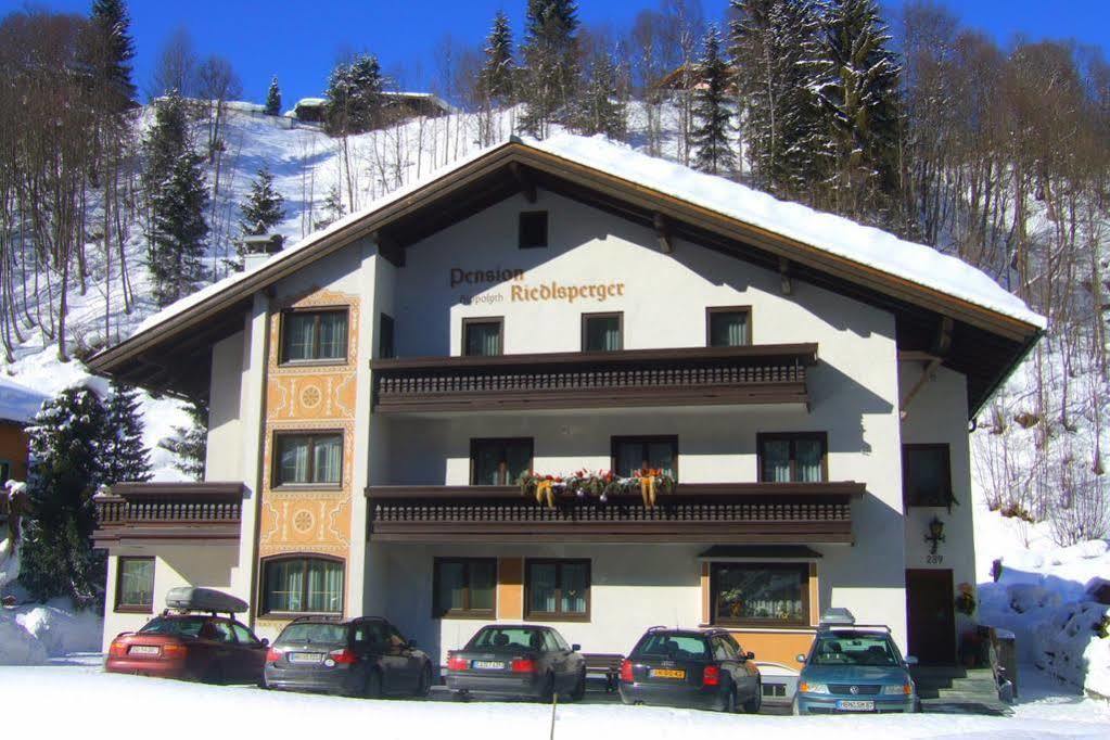 Pension Riedlsperger Saalbach-Hinterglemm Bagian luar foto