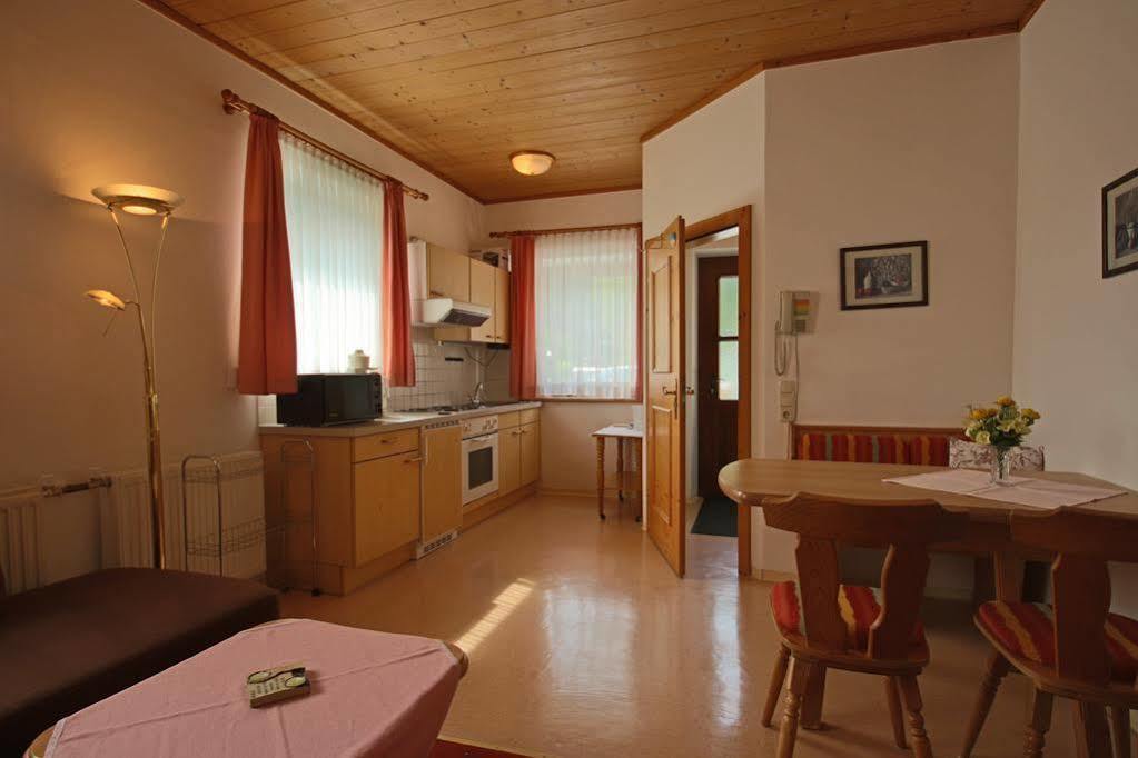 Pension Riedlsperger Bed & Breakfast Saalbach-Hinterglemm Bagian luar foto